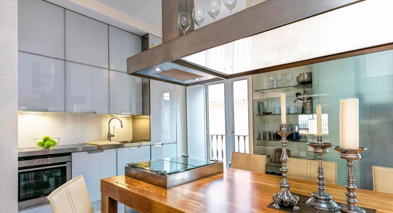 Genteel Home Real De La Carreteria Севилья Экстерьер фото